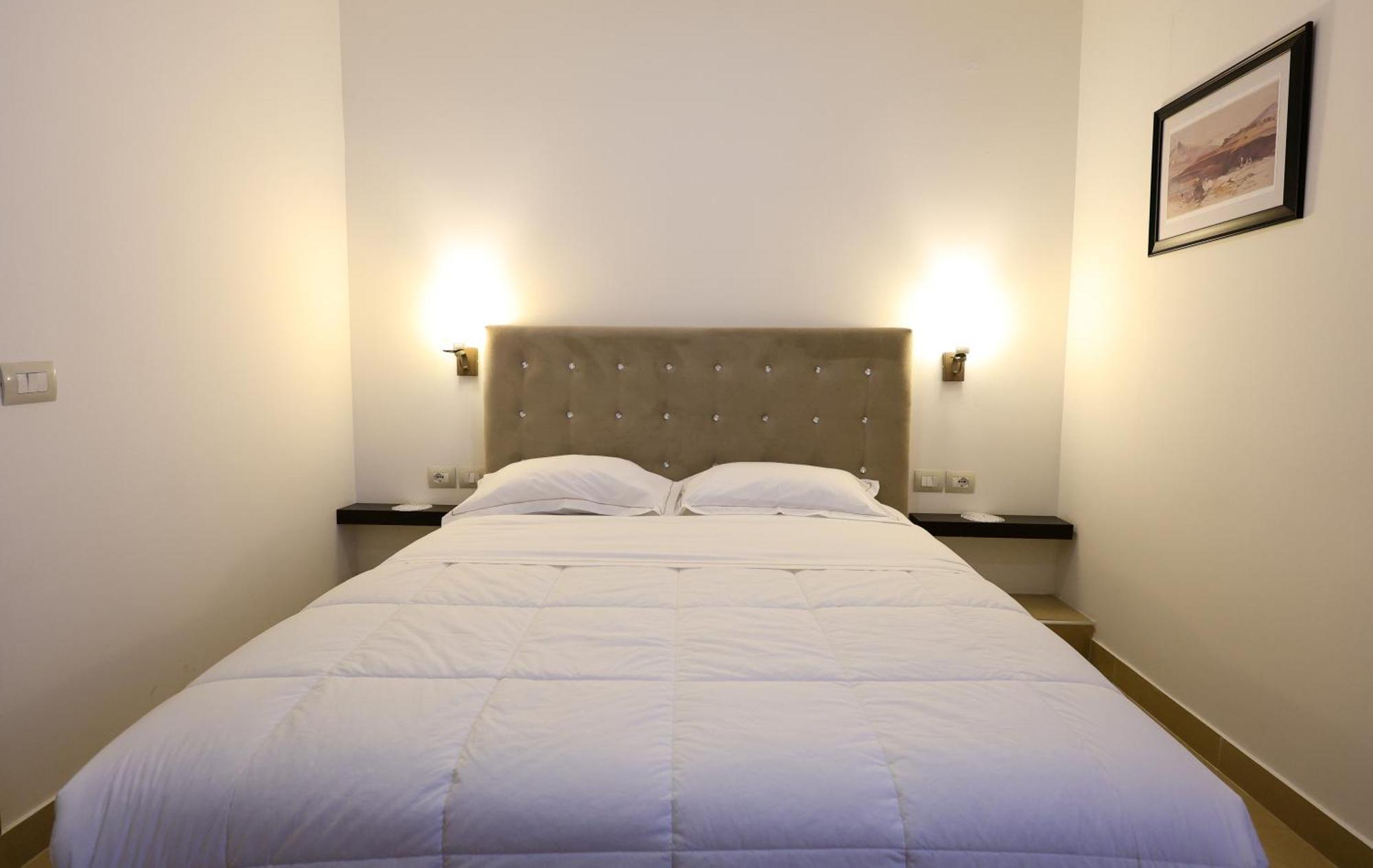 Hotel Republika Berat Extérieur photo