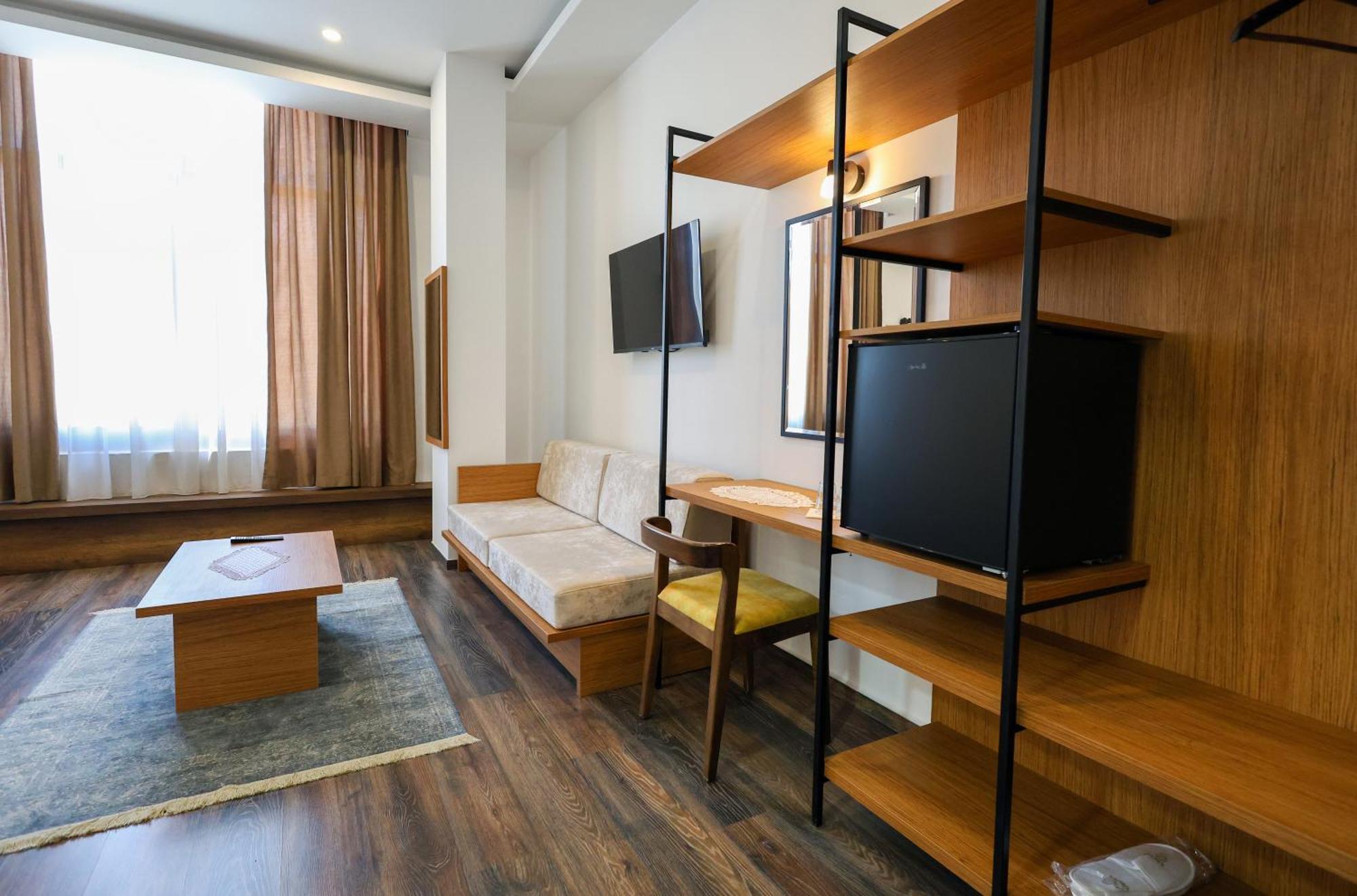 Hotel Republika Berat Extérieur photo